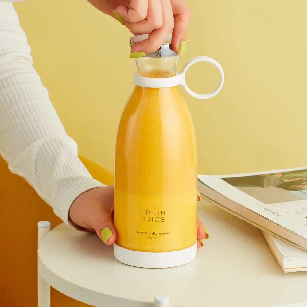 π₯€ Blend & Go β Portable Electric Juicer Cup